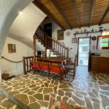 Semesterbostad By The Beach, Evia Island