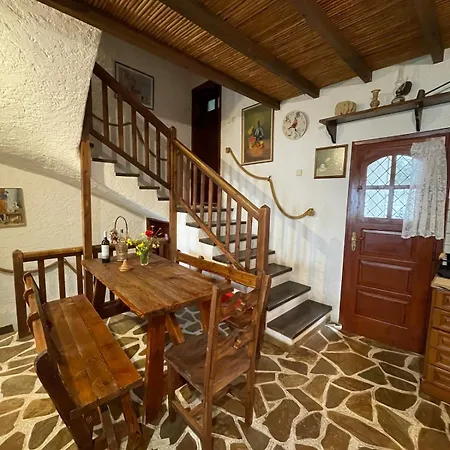 Ferienhaus By The Beach, Evia Island Boufalo